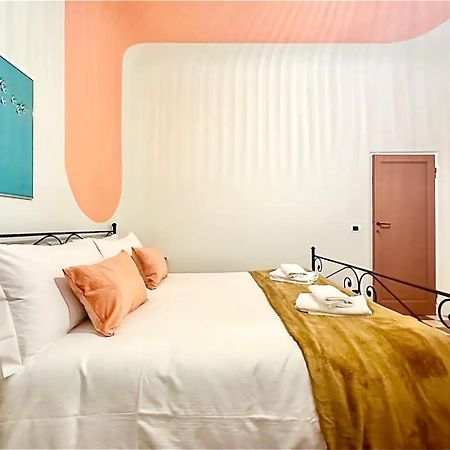 Raffaelli Rooms Travel Florence Close San Frediano Florença Exterior foto