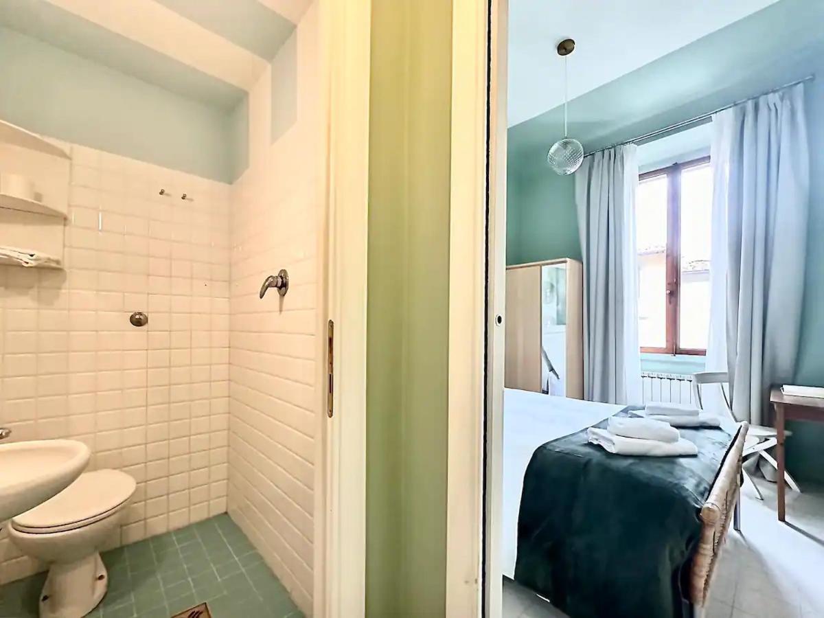 Raffaelli Rooms Travel Florence Close San Frediano Florença Exterior foto